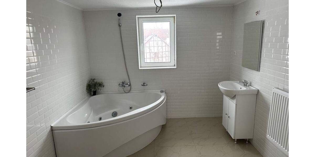 Einfamilienhaus Borken / Haarhausen Haarhausen - 6 Zimmer, 170 m&sup2;, 189.000&euro; | Angebot:25691699