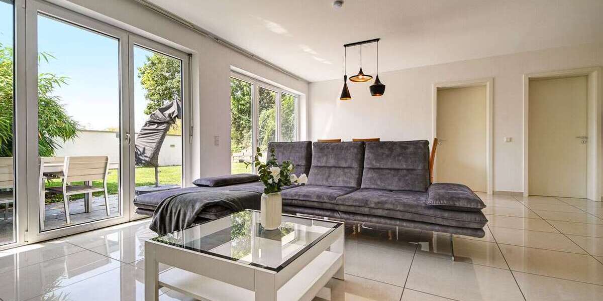 Etagenwohnung Stuttgart Feuerbach - 4 Zimmer, 100 m&sup2;, 2.170&euro; | Angebot:26691289