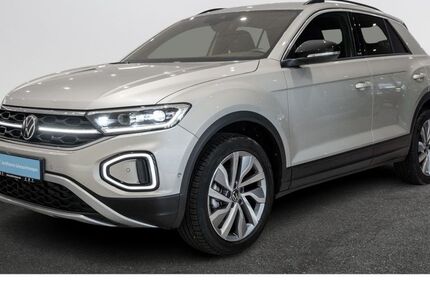 VW T-Roc 8.150 km 32.490 € Hamburg 22457