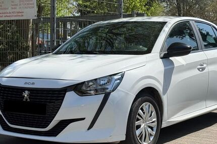 Peugeot 208 57.376 km 9.500 &euro; Freiburg 79108