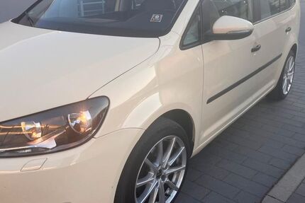 VW Touran 387.000 km 3.560 &euro; Elchingen 89275