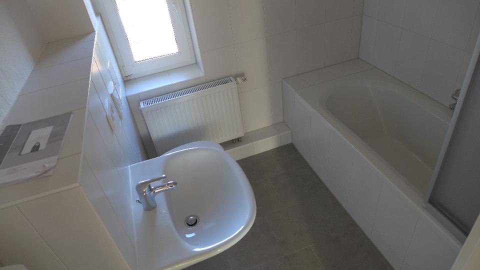 Etagenwohnung Seegebiet Mansfelder Land - 2 Zimmer, 47 m&sup2;, 300&euro; | Angebot:25053396