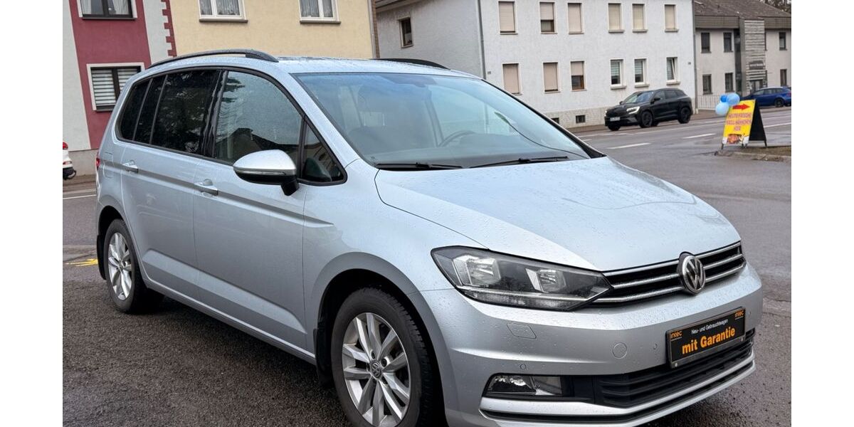 VW Touran 188.999 km 11.999 &euro; Völklingen 66333