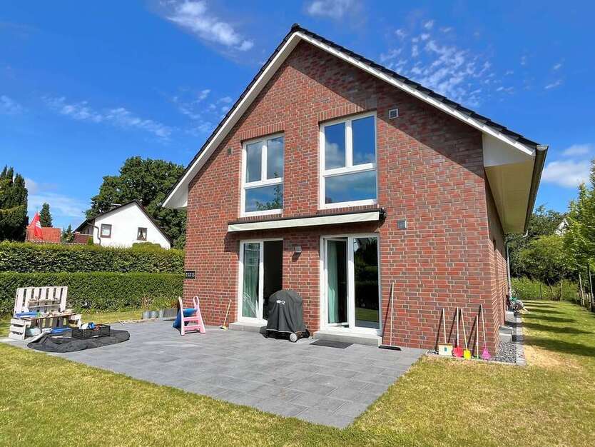 Haus zum Mieten in Hamburg 2.950 € 160 m²