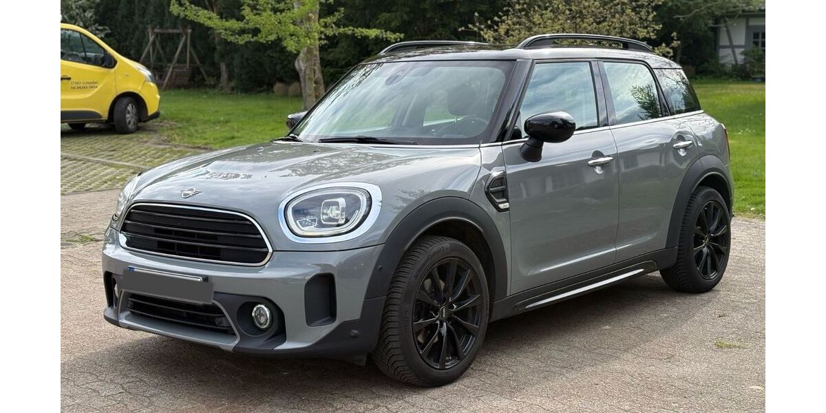 Mini Countryman D (Cooper) 151.100 km 19.900 &euro; Fintel 27389