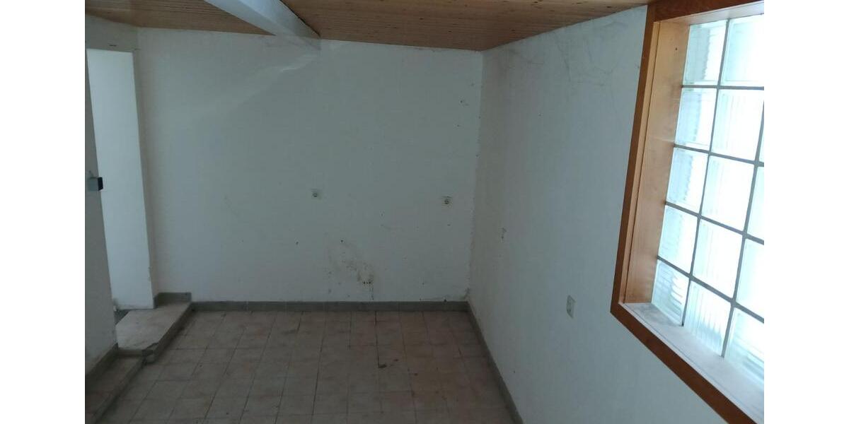 Lagerräume in Wittlensweiler (3 Zi.) zimmer