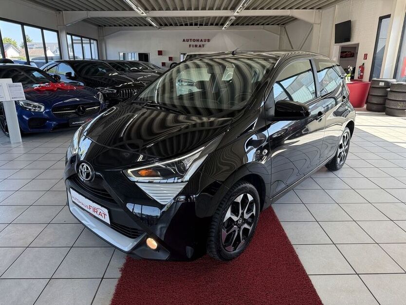 Aygo (X)