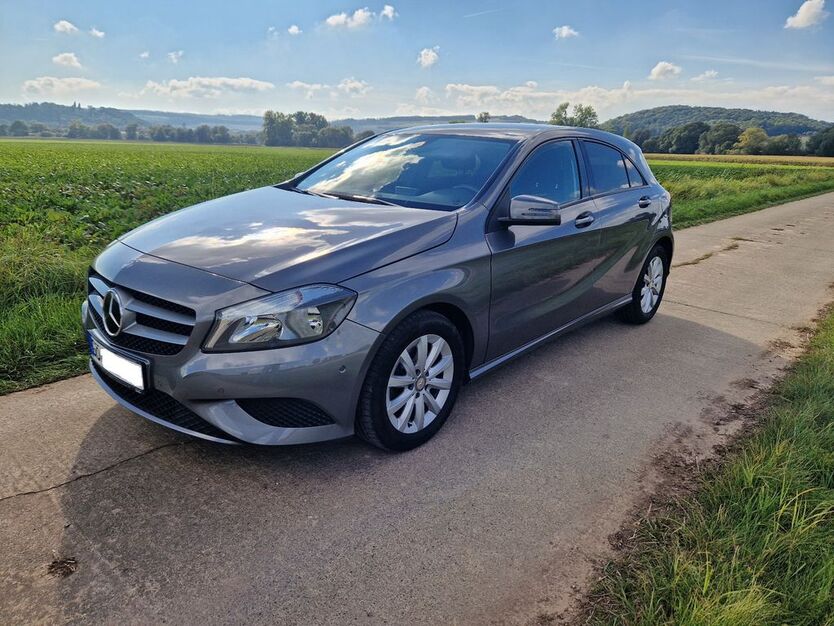 Mercedes-Benz A 180 117.300 km 10.300 € Friedland 37133