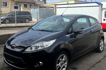 Ford Fiesta 101.500 km 4.240 &euro; Balingen 72336