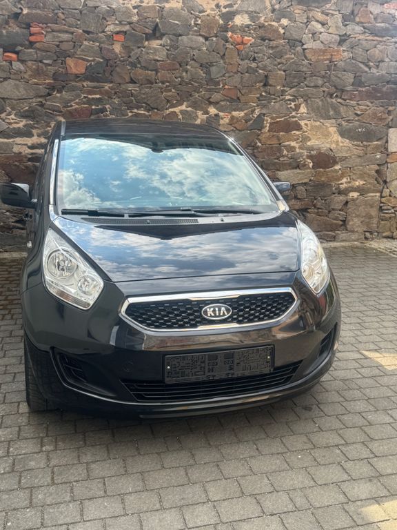 Kia Venga 39.400 km 5.300 € Quersa 01561