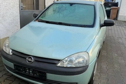 Opel Corsa Basis 137.681 km 445 &euro; Schwalbach/Taunus 65824