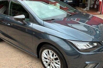 Seat Ibiza 31.100 km 18.490 &euro; Berlin Marienfelde 12277
