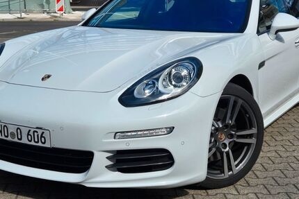 Porsche Panamera 175.000 km 27.490 &euro; Worms 67547