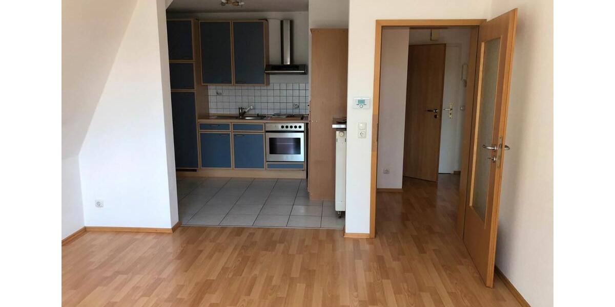 Dachgeschoßwohnung Delmenhorst - 2 Zimmer, 46 m&sup2;, 120.000&euro; | Angebot:26256149