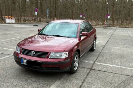 VW Passat 165.000 km 2.600 &euro; Berlin 12555