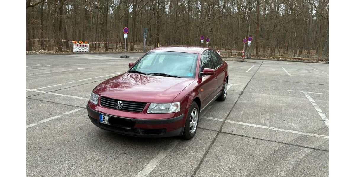 VW Passat 165.000 km 2.600 &euro; Berlin 12555