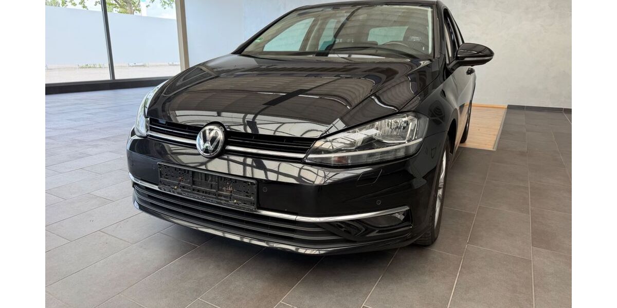 VW Golf 198.000 km 8.990 &euro; Nordhorn 48529