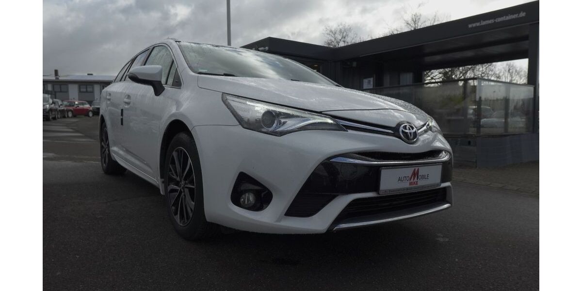 Toyota Avensis 150.000 km 12.950 &euro; Wittlich 54516