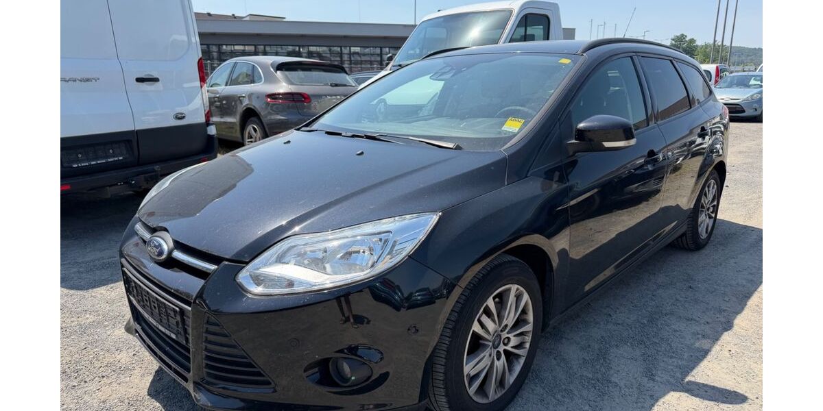 Ford Focus 186.000 km 2.350 &euro; Büdingen 63654