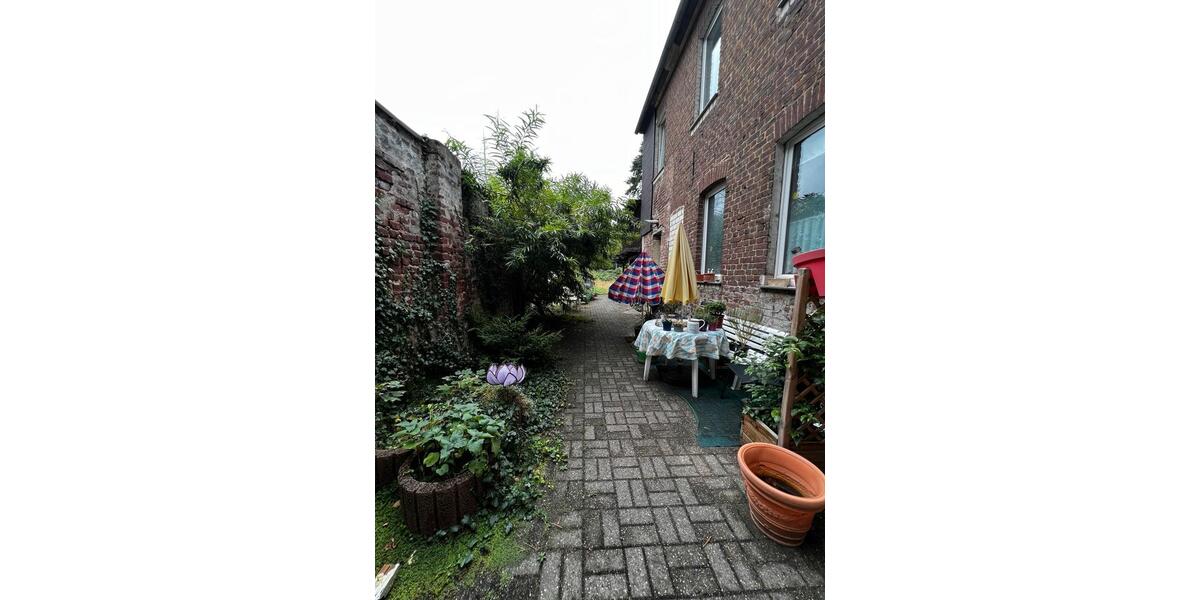 Mehrfamilienhaus, Wohnhaus Mönchengladbach Süd - 6 Zimmer, 200 m&sup2;, 299.000&euro; | Angebot:27226285