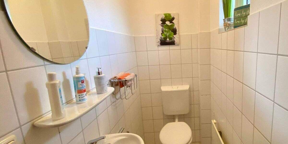 sehr gepflegte 4-Zimmer-Doppelhaushälfte in bester Sackgassenlage 4 zimmer