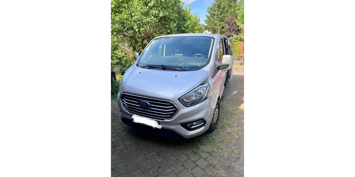 Ford Tourneo Custom 218.000 km 19.900 &euro; Hohenmölsen 06679