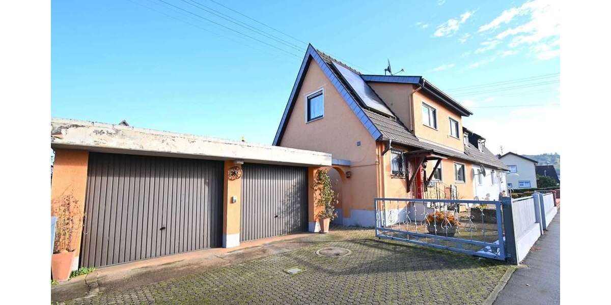 Haus zum Kaufen in Herbolzheim 435.000 € 161.09 m² 5.5 zimmer