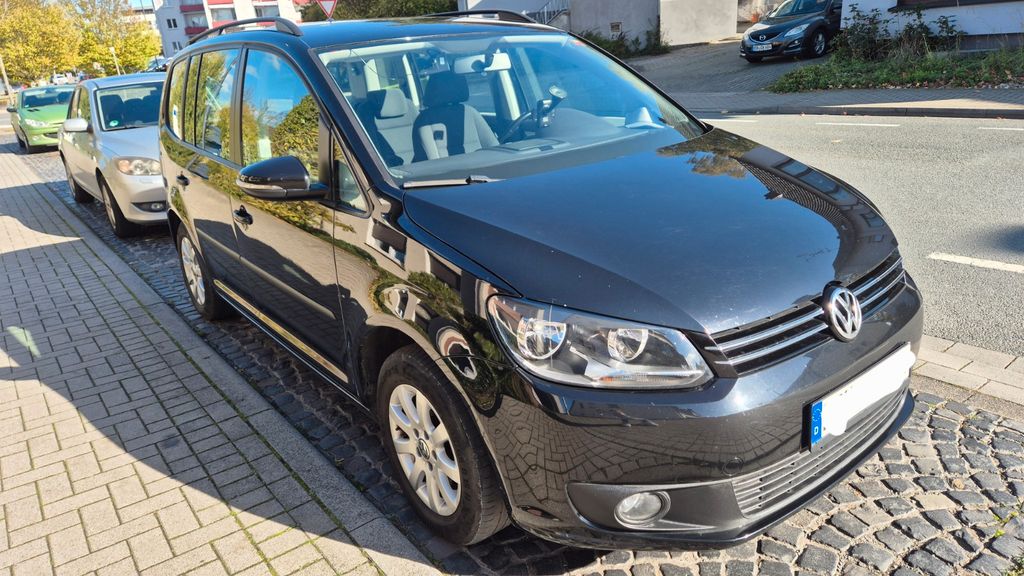 VW Touran 195.000 km 10.999 &euro; Arnsberg 59755