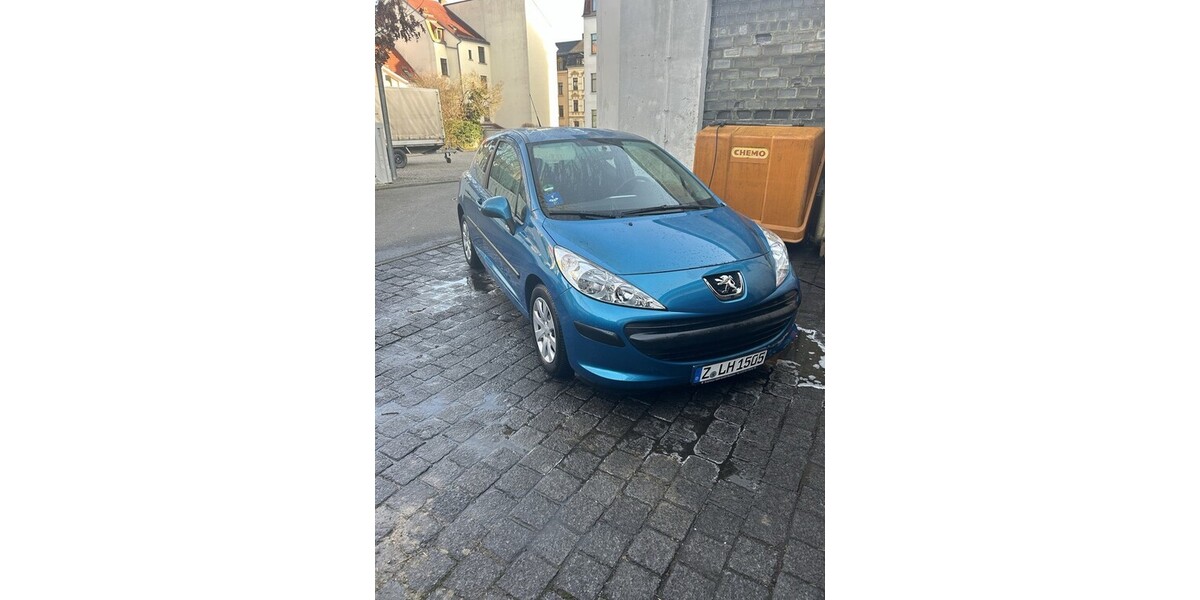 Peugeot 207 65.000 km 5.800 &euro; Meerane 08393