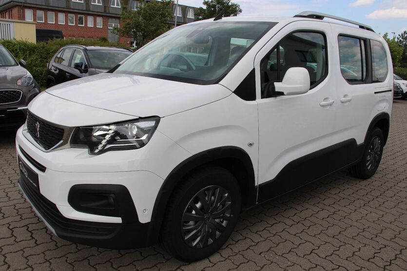 Peugeot Rifter 112.941 km 16.490 € Pampow 19075