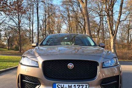 Jaguar F-Pace 155.500 km 13.900 &euro; Schweinfurt 97422