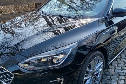 Ford Focus 94.000 km 14.999 &euro; Bernhardswald 93170