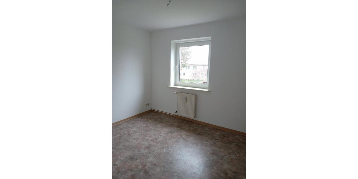 Etagenwohnung Bischofswerda - 3 Zimmer, 58 m&sup2;, 335&euro; | Angebot:26439345