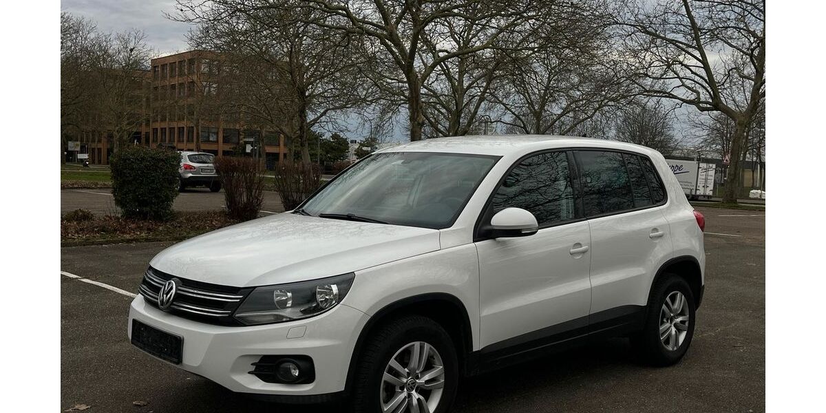 VW Tiguan 160.740 km 9.200 &euro; Karlsruhe 76133