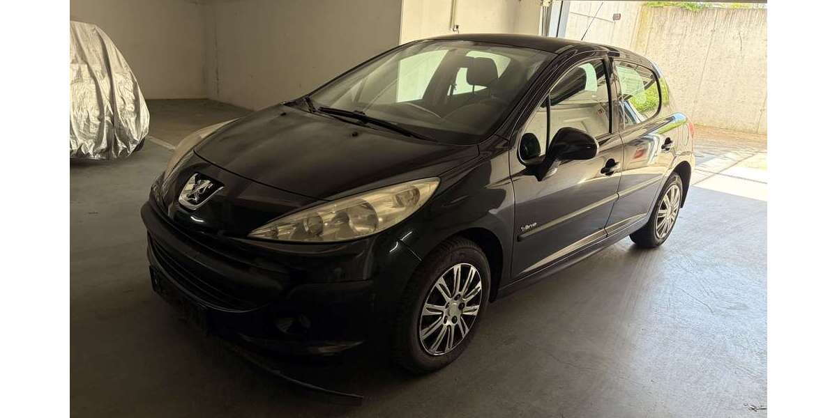 Peugeot 207 149.000 km 1.750 &euro; Aschaffenburg 63739