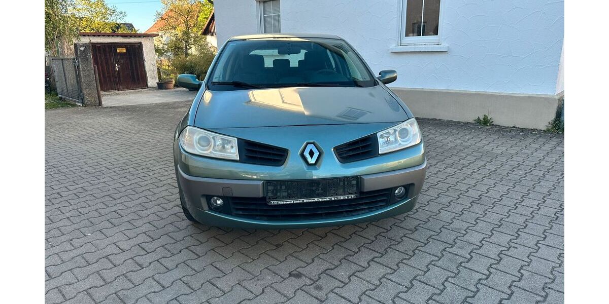 Renault Megane 225.000 km 1.850 &euro; Neu Ulm 89231
