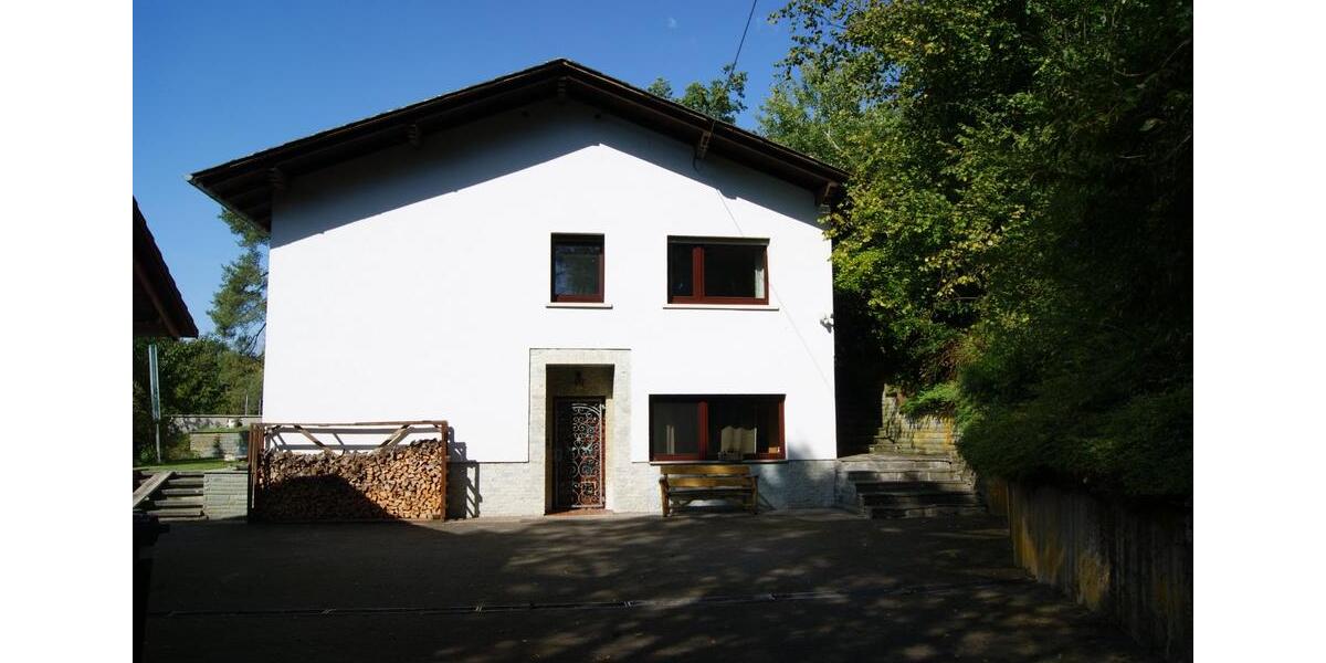 Einfamilienhaus Buseck - 9 Zimmer, 225 m&sup2;, 470.000&euro; | Angebot:24613291