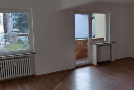 Wohnung zum Kaufen in Essen 189.000 € 90.6 m² 3 zimmer