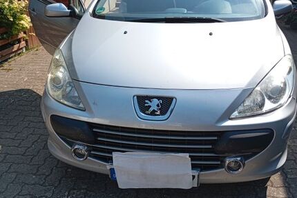 Peugeot 307 145.000 km 2.699 &euro; Vechelde 38159