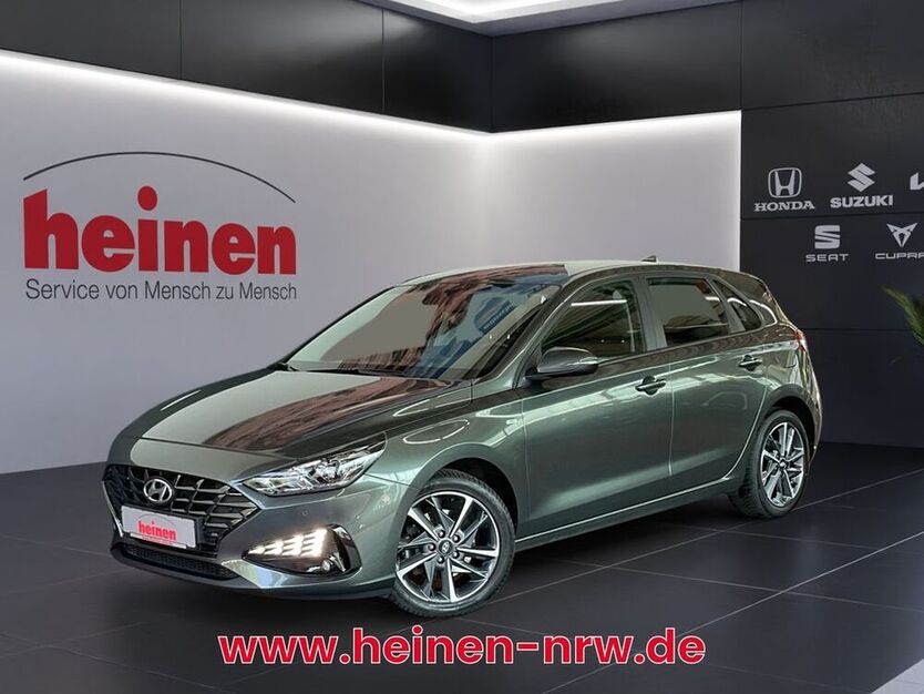 i30