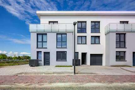 Haus Sarstedt - 6 Zimmer, 188 m&sup2;, 1.990&euro; | Angebot:26085882