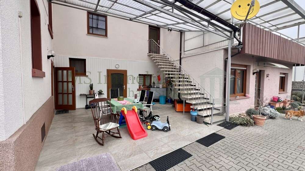 Einfamilienhaus Lampertheim - 12 Zimmer, 260 m&sup2;, 619.000&euro; | Angebot:25471704