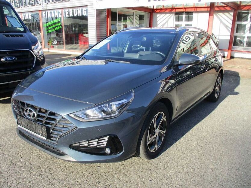 i30