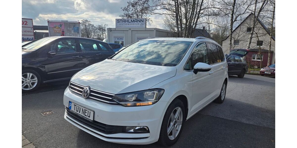 VW Touran 203.000 km 8.990 &euro; Bielefeld 33647