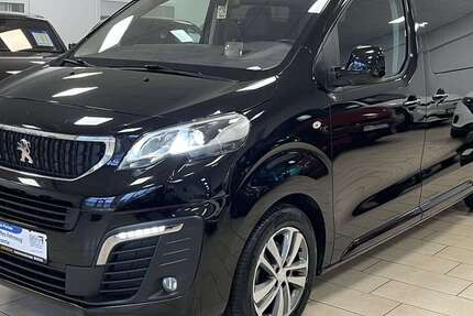 Peugeot Traveller 68.937 km 31.840 &euro; Bonn 53227