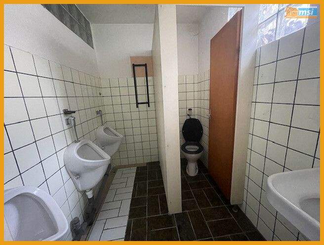Einfamilienhaus Alsfeld / Eifa Eifa - 8 Zimmer, 180 m&sup2;, 82.900&euro; | Angebot:25800249