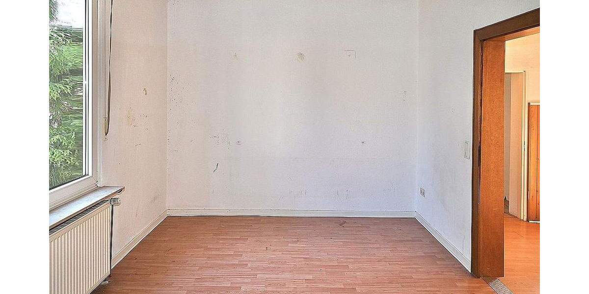 Etagenwohnung Recklinghausen Süd - 6 Zimmer, 220 m&sup2;, 299.900&euro; | Angebot:25760415