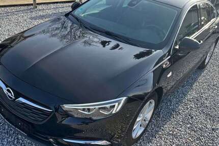 Opel Insignia 96.389 km 12.990 &euro; Paderborn 33104