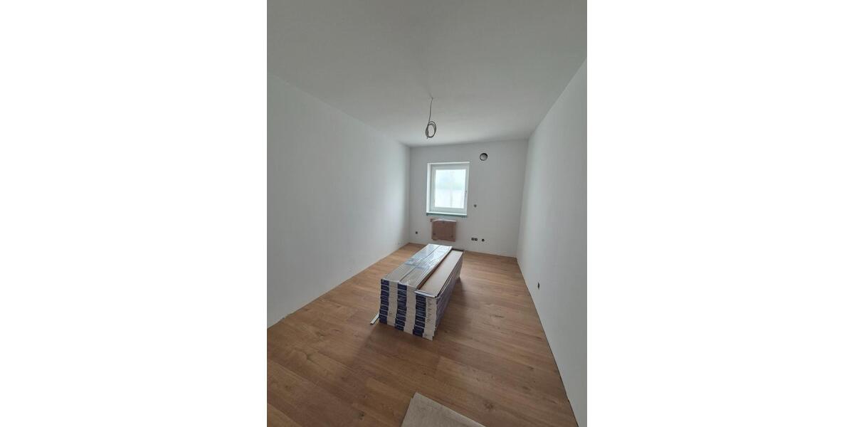 Etagenwohnung Aschaffenburg Gailbach - 4 Zimmer, 117 m&sup2;, 1.590&euro; | Angebot:26305562