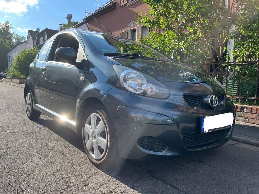 Aygo (X)